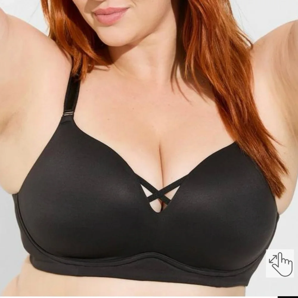 Torrid 360 Back Smoothing Push Up Wire Free Bra in Black - 46DDD - Picture 1 of 5